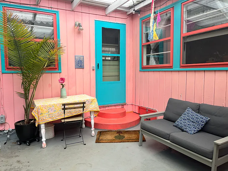 1215 NE 71st Ave — Photo 42