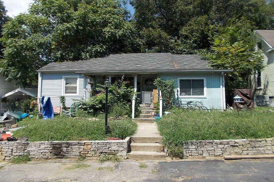 1st image of 2227 Lawson Ave