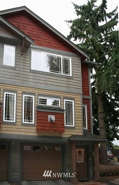 1st image of 939 D N 105th Street