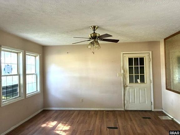 2nd image of 180 Gooch Rd