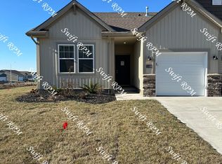 12428 S Parkwood Ln #1, Greenwood, MO 64034