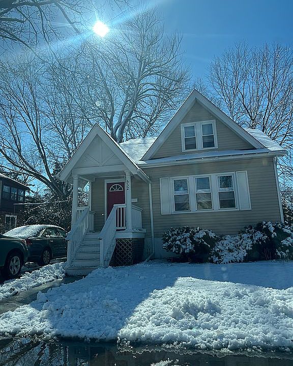 1st image of 532 E Granet Ave