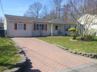 70 Pacific Ocean Dr, Brick, NJ 08723