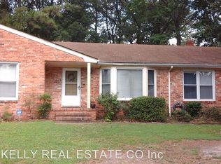 404 Shoemaker Dr, Chesapeake, VA 23325