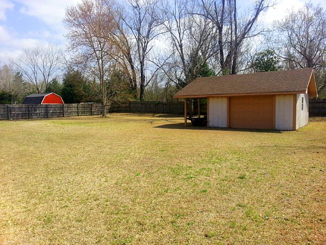 2nd image of 216 Kendra Dr