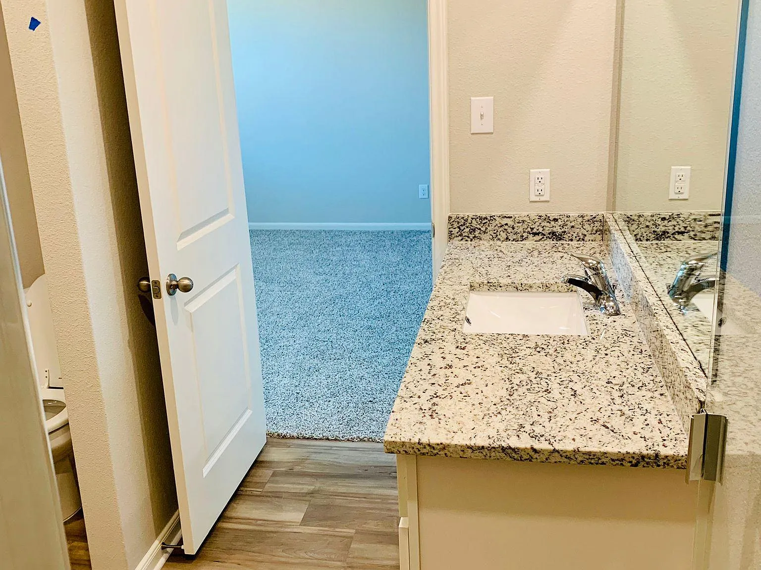 3 bed, 1620 sqft, $1,950 — Photo 4