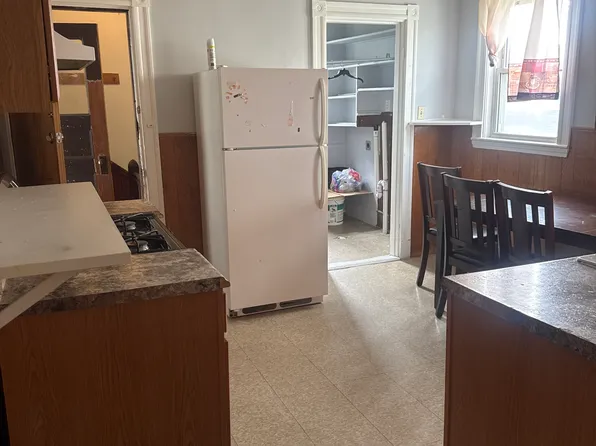 16 Saint Marks Rd APT 3, Dorchester Center, MA 02124