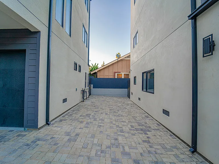 2115 Holly Dr #2115 — Photo 60