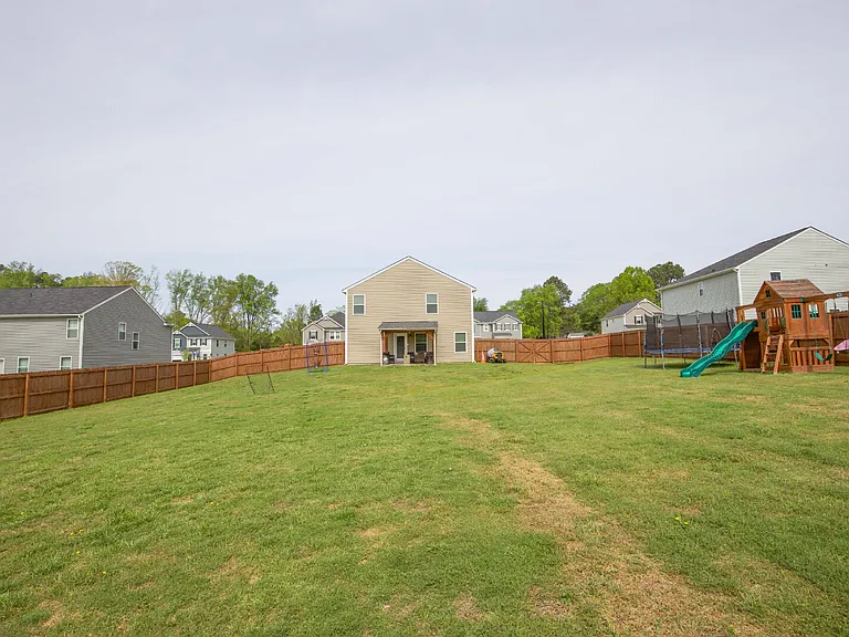 413 Century Ln — Photo 52