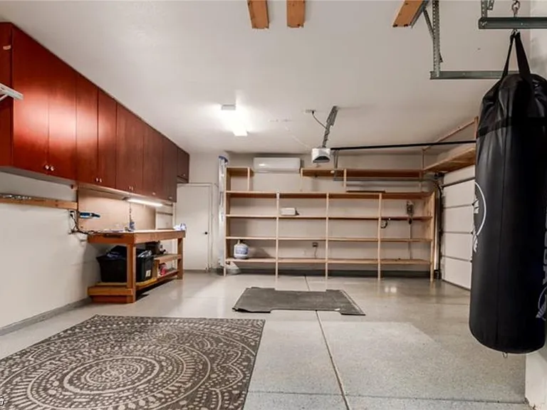 264 Pointe Ranier Ave — Photo 39