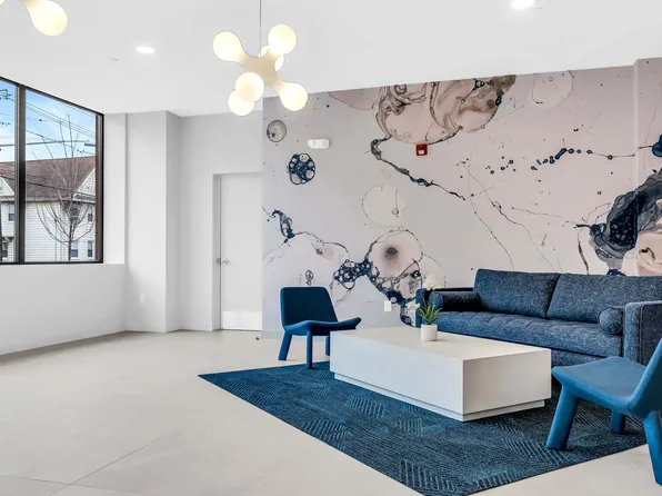 1046 Broadway image 8 of 8