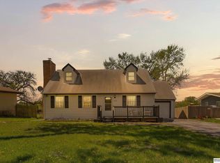 6310 N 63rd St, Omaha, NE 68104