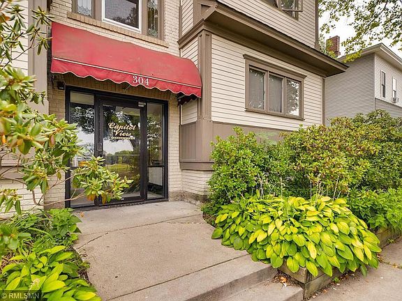 2nd image of 304 Marshall Ave APT 3