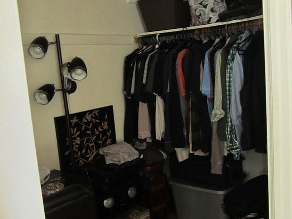 Walk in Closet