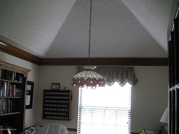3rd image of 8882 Nature View Ln W