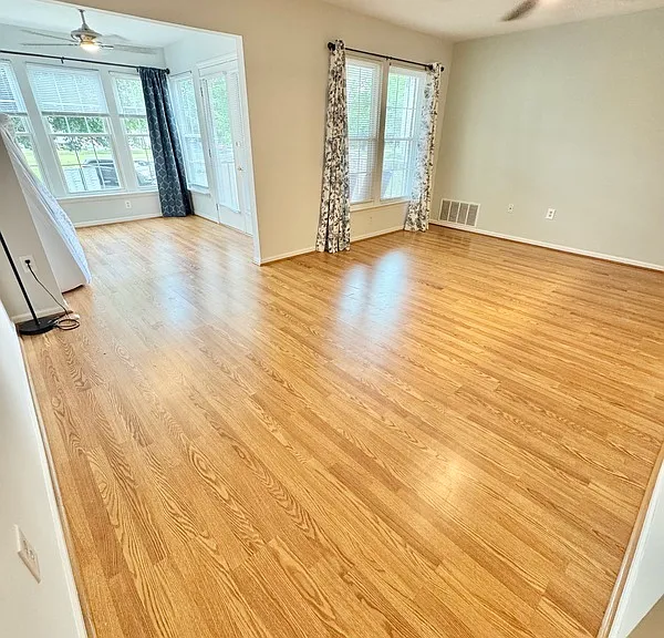 9352 Castle York Ct #7 — Photo 3