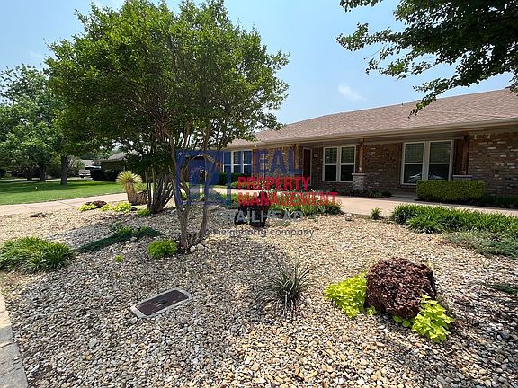3rd image of 6402 Espana Dr