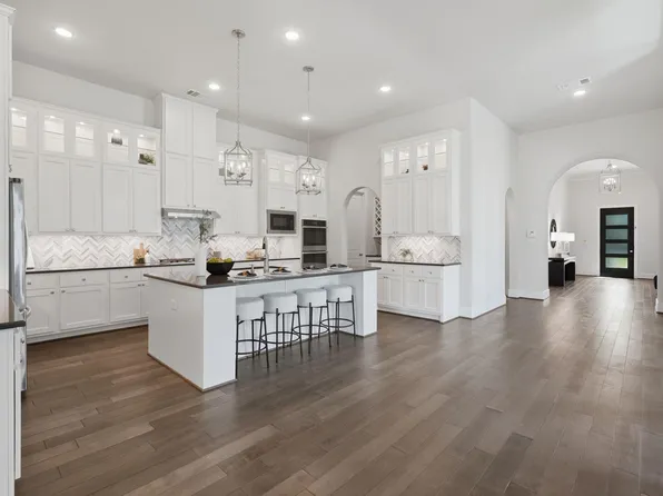 73 Madrone Terrace Pl, Tomball, TX 77375