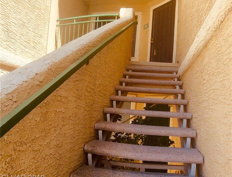 1st image of 4200 Odoul Ave Unit 202