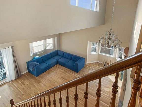 3rd image of 21 Cove Ln Floor 1C-1