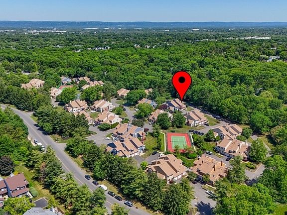 4th image of 26 Driftwood Dr