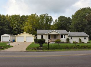 17599 S Norrisville Rd, Conneautville, PA 16406