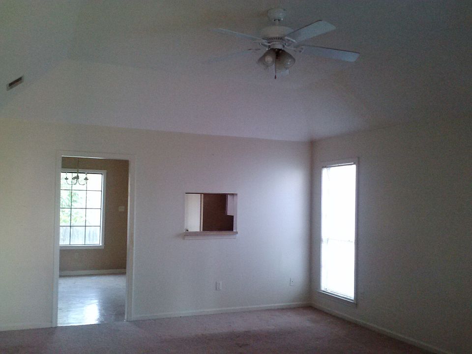 2nd image of 6992 Tobin Dr
