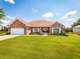 35 Applewood Dr, Cabot, AR 72023