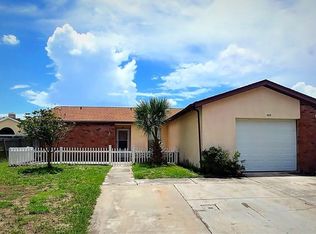 922 Axlewood Cir, Brandon, FL 33511