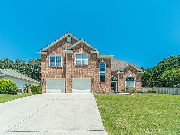 2nd image of 2678 Adair Trl