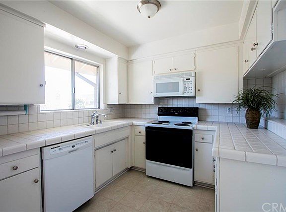 3rd image of 22911 Nadine Cir Unit B