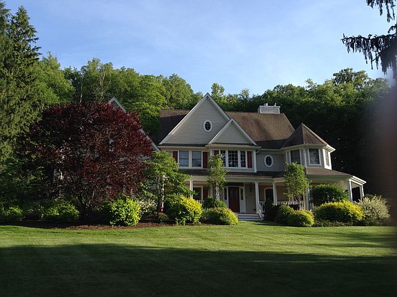 3rd image of 1545 Fox Tail Ln