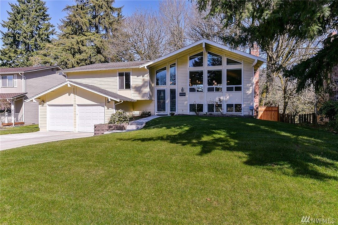 BLESS 本　retroperspectitve home 28928 12th Ave S, Federal Way, WA 98003 | Zillow