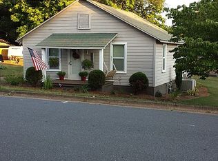 319 W 21st St, Newton, NC 28658