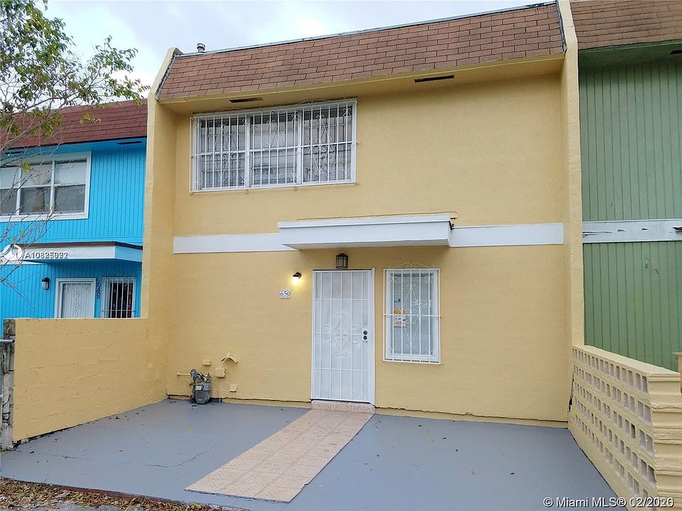 1st image of 650 NW 11th St #650