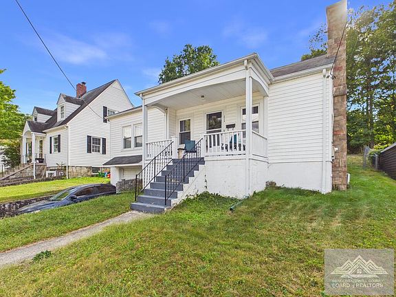 3rd image of 2524 Clovis St