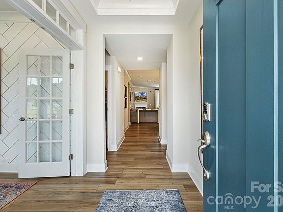 2nd image of 1234 Hunting Ridge Dr