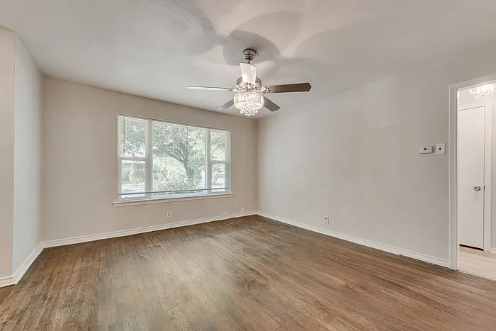 3404 Gray Dr — Photo 7