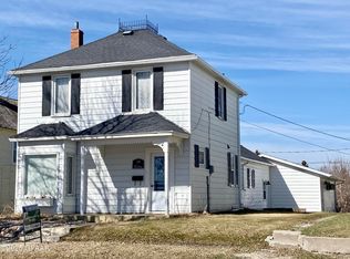 708 5th St, Langdon, ND 58249