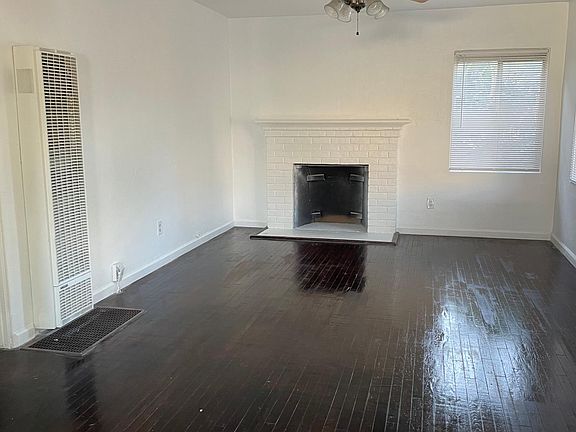 5th image of 2035 Diamond St