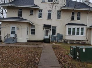 500 Oakhurst Dr, Clinton, IA 52732