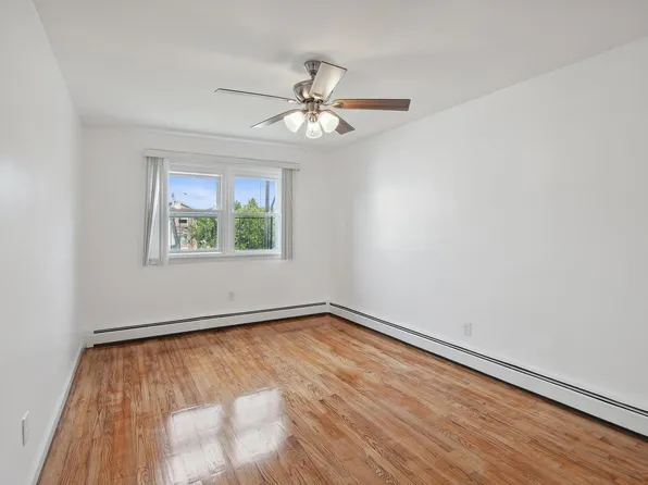 140 Hopkins Avenue image 13 of 15