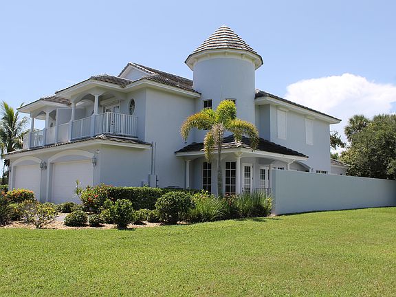 2nd image of 704 Spanish Moss Ct