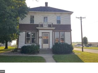 1056 N Ash Ave, Gibbon, MN 55335