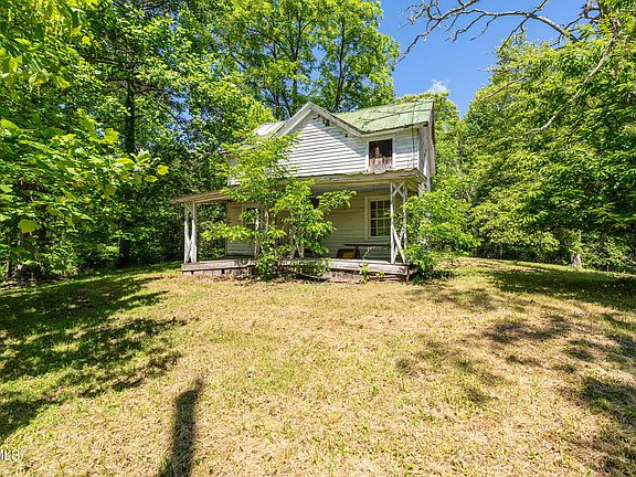 5th image of 1050 Butcher Valley Rd