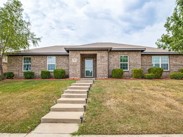4022 Meadow Canyon Dr, Lancaster, TX 75146
