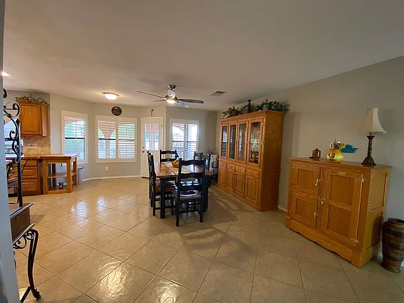 4th image of 19002 N 98th Ln