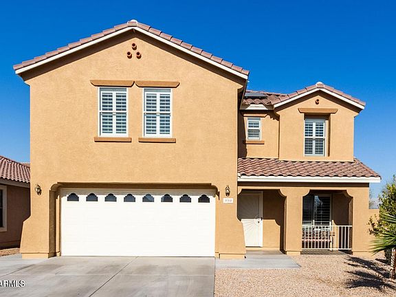 2nd image of 990 E DORIS Street