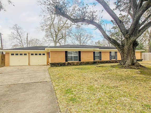 2nd image of 540 N Circuit Dr