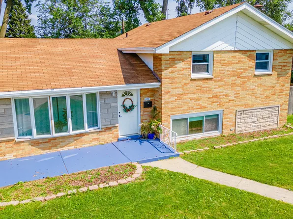 10016 W Medill Ave, Melrose Park, IL 60164